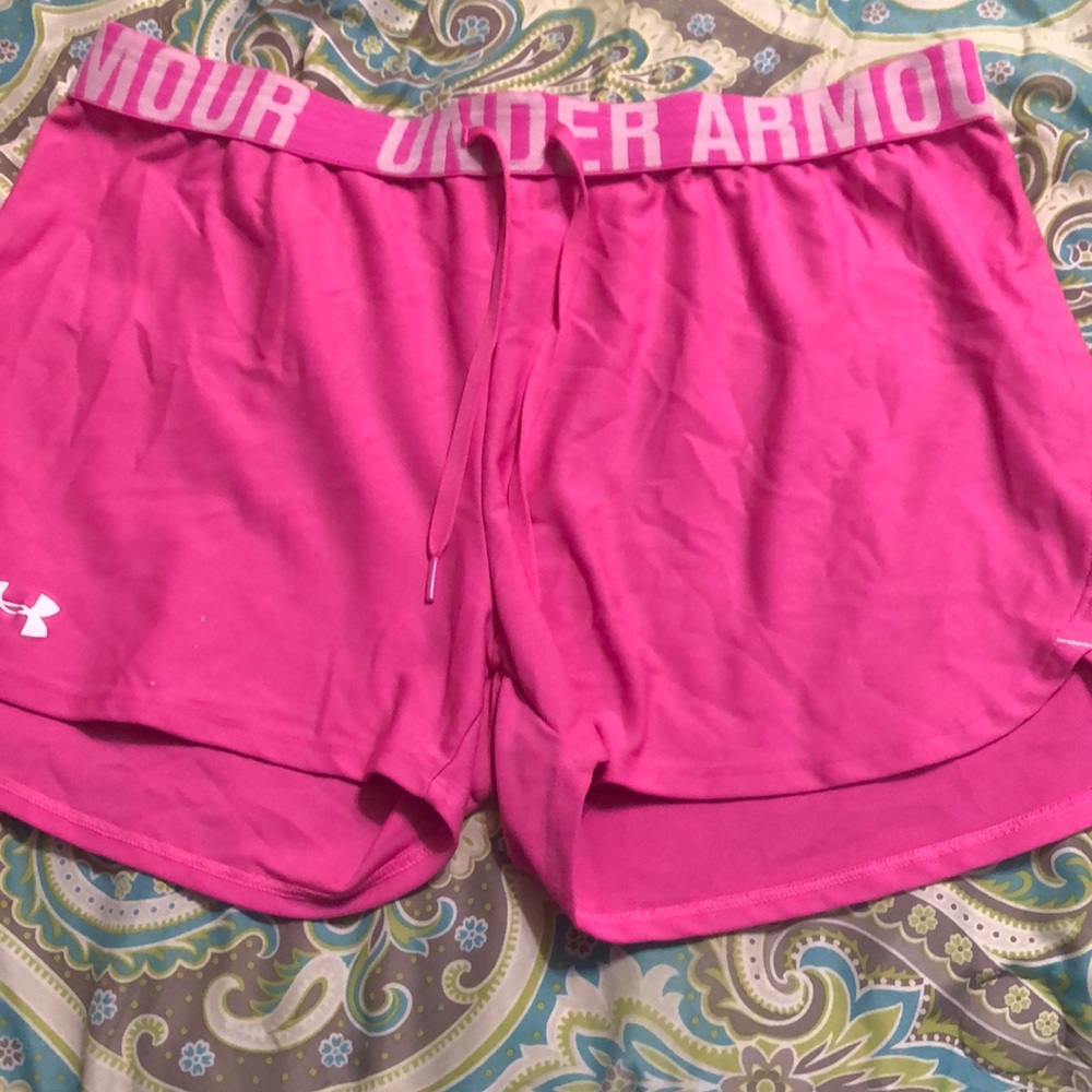 Under Armour shorts size large